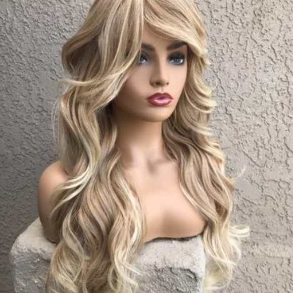 Brand new wig